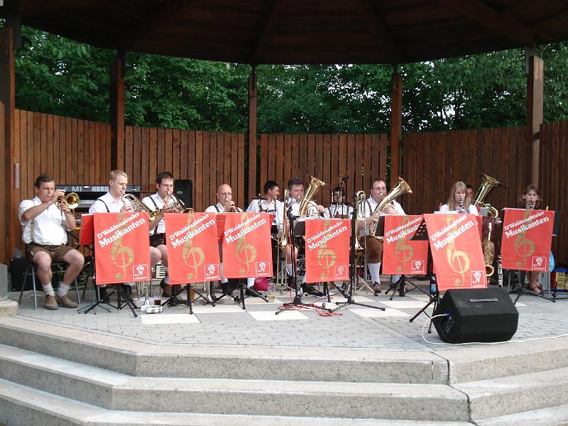WNT Serenade 2008_3.JPG